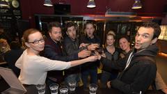 Satirična komedija Pr'Hostar razprodala premiero