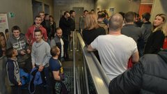 Satirična komedija Pr'Hostar razprodala premiero