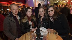 Satirična komedija Pr'Hostar razprodala premiero