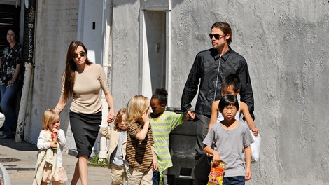 Brad Pitt: Srečanje z otroki ga je spravilo v jok