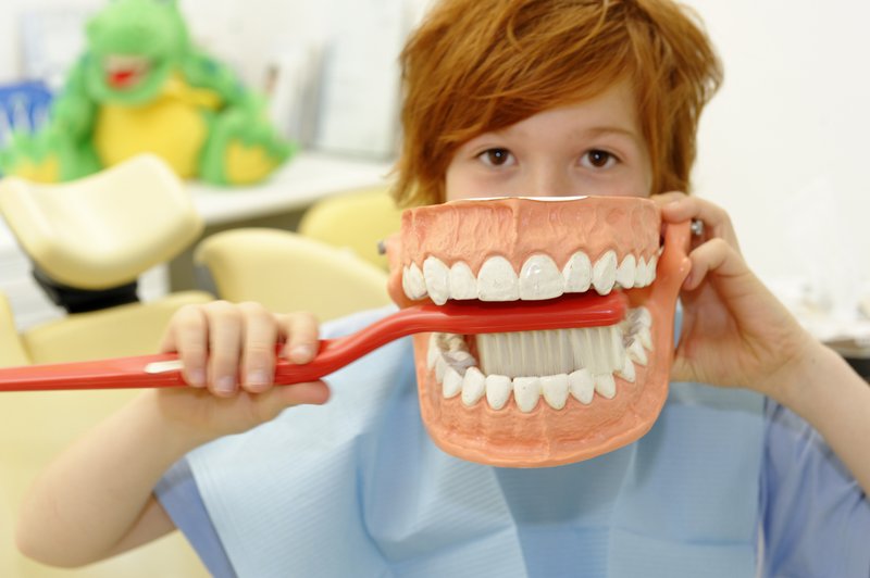Zares znate pravilno ščetkati svoje zobe? (foto: profimedia)