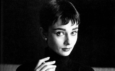 Hubert de Givenchy se je priklonil svoji muzi Audrey Hepburn