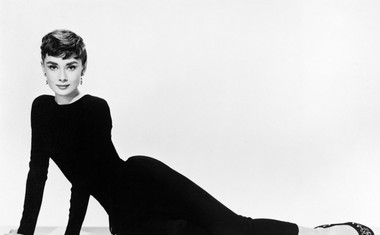 Hubert de Givenchy se je priklonil svoji muzi Audrey Hepburn