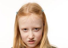 Ana Bešter Bertoncelj v kolumni o: "Mami, ne maram te!"