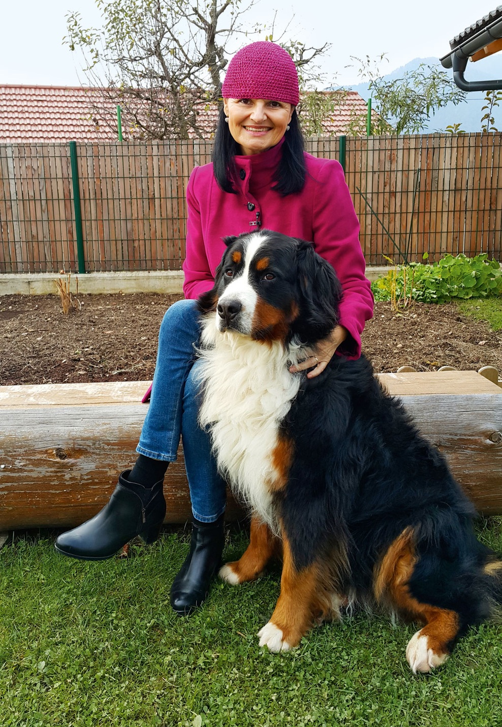 Nataša Bešter prodajala kapice za brezdomne živali