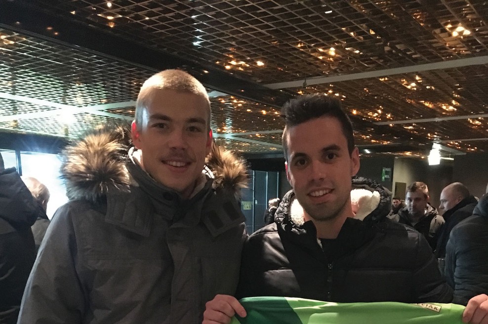 Nogometaši NK Olimpija so pripravili presenečenje za nogometnega navdušenca (foto: osebni arhiv)