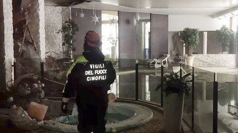 Iz zasutega italijanskega hotela rešili še štiri ljudi