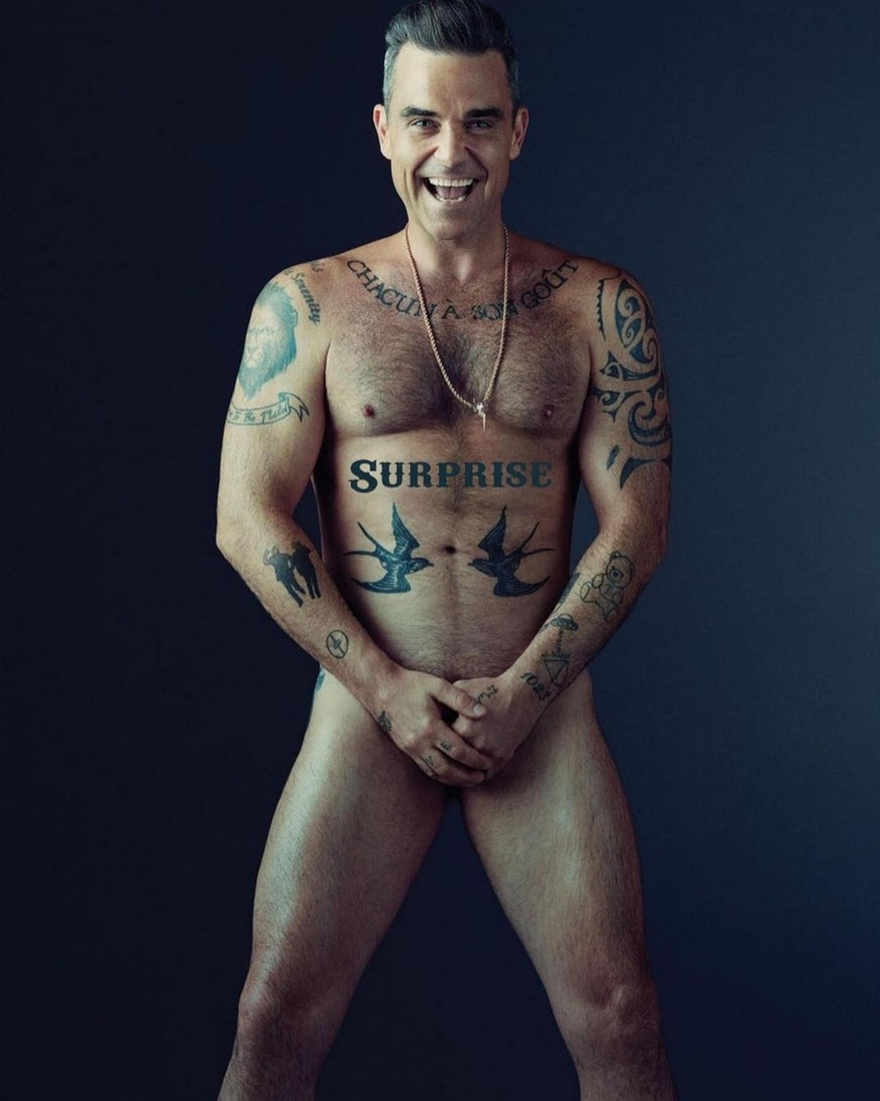 Nekaj za ženske oči: Robbie Williams v vsej svoji (goli) lepoti!