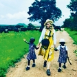 Pevka Madonna je posvojila dvojčici iz države Malavi