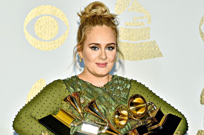 Adele meni, da bi si nagrado grammy zaslužil njen glasbeni kolega (foto: profimedia)