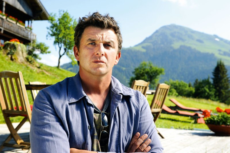 Zvezda serije Gorski zdravnik Hans Sigl prihaja v Slovenijo (foto: Pop TV)
