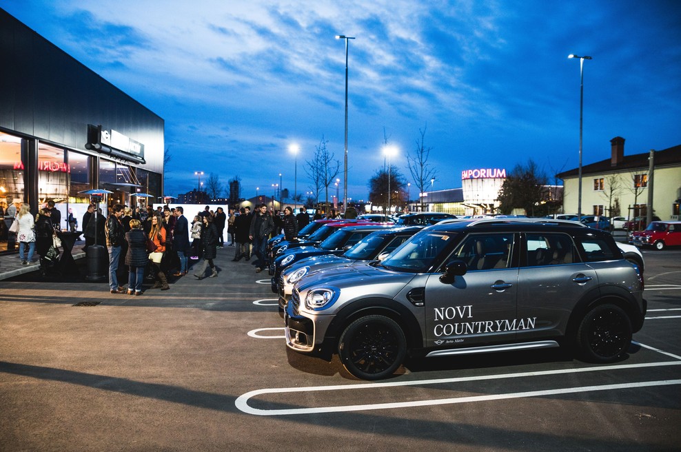 Mini je dobil prvi samostojni salon sredi ljubljanskega BTC Cityja! (foto: Mini)