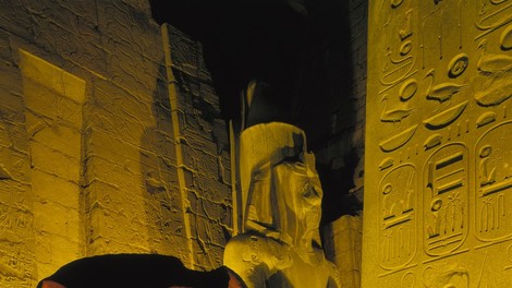 Kairo: Arheologi izkopali del kipa z upodobitvijo Ramzesa II.