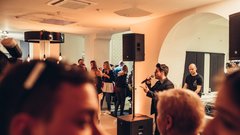 Smetana modne, lepotne in kulinarične blogerske scene na koktejl partiju!