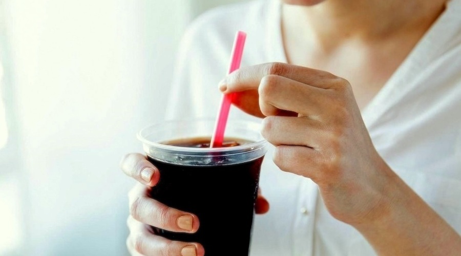 Svet je obnorela črna limonada, ki razstrupi telo in odstrani odvečne kg! (foto: Profimedia)