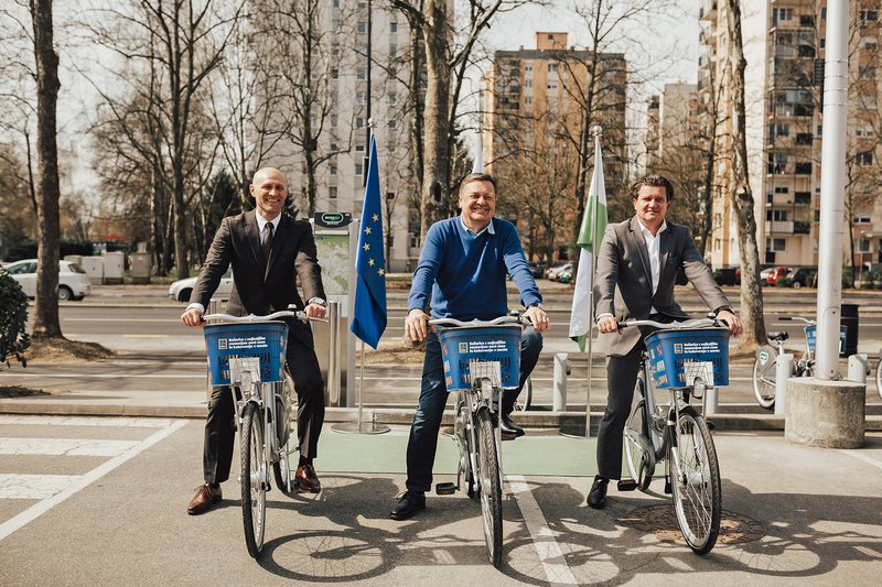 Hofer podprl širjenje ljubljanske mreže Bicike(LJ) (foto: Jernej Kokol)