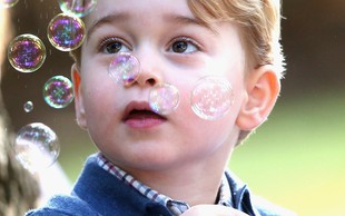 Princ George gre septembra letos prvič v šolo