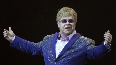 Glasbenik Elton John praznuje 70 let