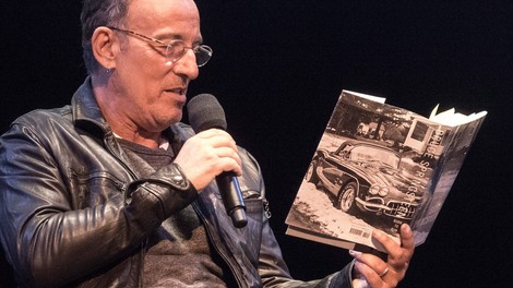 6 dejstev, ki jih o legendarnem rokerju razkriva izjemna avtobiografija Bruca Springsteena!