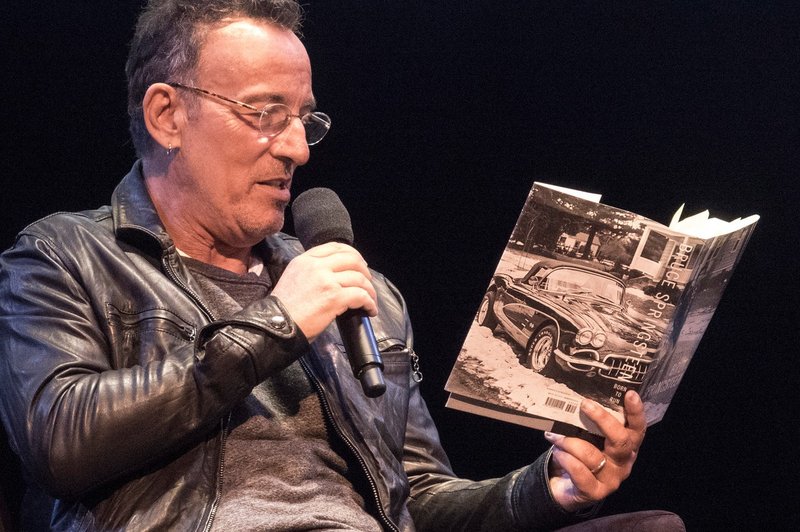 6 dejstev, ki jih o legendarnem rokerju razkriva izjemna avtobiografija Bruca Springsteena! (foto: profimedia)