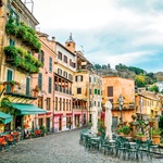 Italija: Festival jagod v mestu Nemi (foto: Shutterstock)