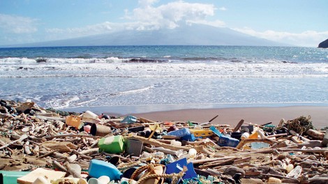 Dr. Andrej Kržan: Ujeti v svet plastike!