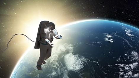 Ameriška astronavtka z novim rekordom vesoljskih sprehodov