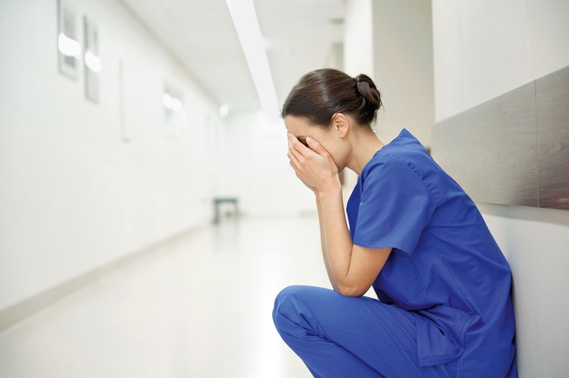 Problematika medicinskih sester: »Nihče nas ne sliši!« (foto: Helena Kermelj, Shutterstock)