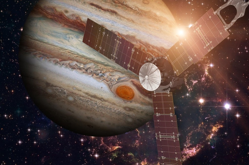 Nasa na dveh lunah odkrila pogoje za morebitno življenje (foto: profimedia)