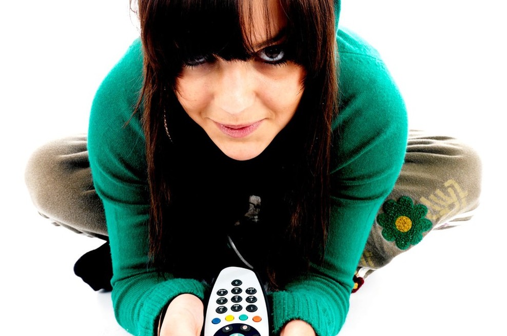 Študija: Prenaglašenost nasilja v medijih nas dela bolj agresivne! (foto: profimedia)