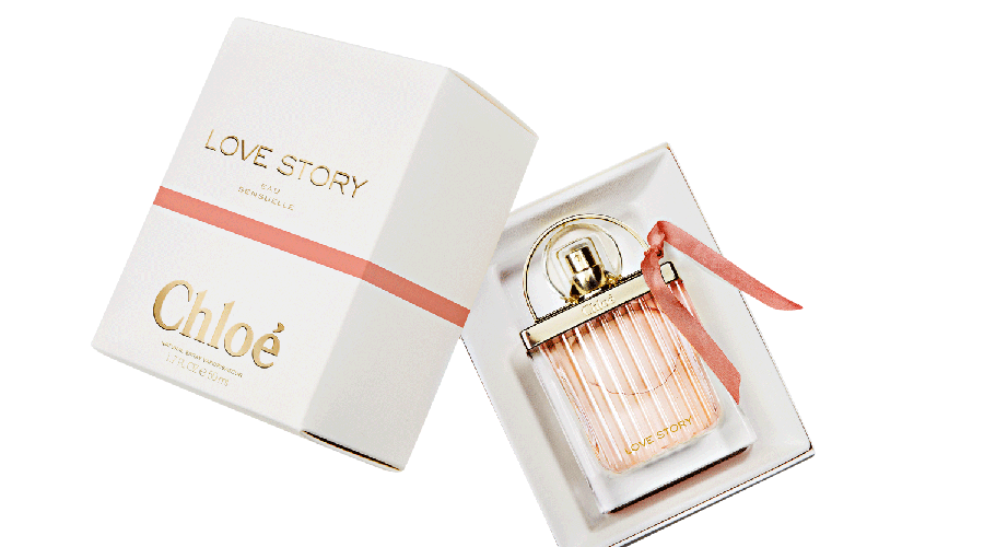 Love Story Eau Sensuelle, Chloé pomešana s sončnimi notami
skorajda heliotropske vanilje je ta cvet pomarančevca še slajši in še bolj romantičen. Njegova čutnost je oplemenitena z noto sandalovine. Žametna in rahlo nežna dišavi podarja globoko eleganco.  (foto: promocijsko gradivo)