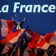 Svet pozorno spremlja volitve v Franciji: v drugi krog gresta Macron in Le Penova!