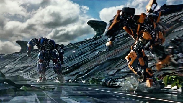 Na filmska platna prihaja film Transformerji: Zadnji vitezi (foto: Profimedia)
