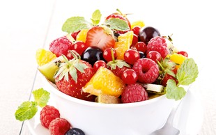 Prihaja sezona svežega sadja - koliko ga lahko pojemo?