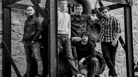 'Beg iz blodnjaka' - novi album inštrumentalne zasedbe Divje jezero