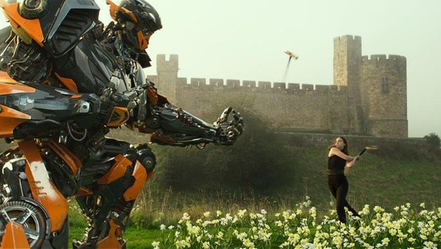 Transformerji odpirajo novo vesolje s poglavjem Zadnji vitez! (foto: Karantanija Cinemas)