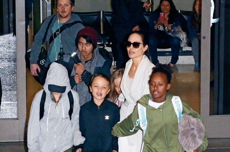 Angelina Jolie se seli bližje bivšemu (foto: Profimedia)