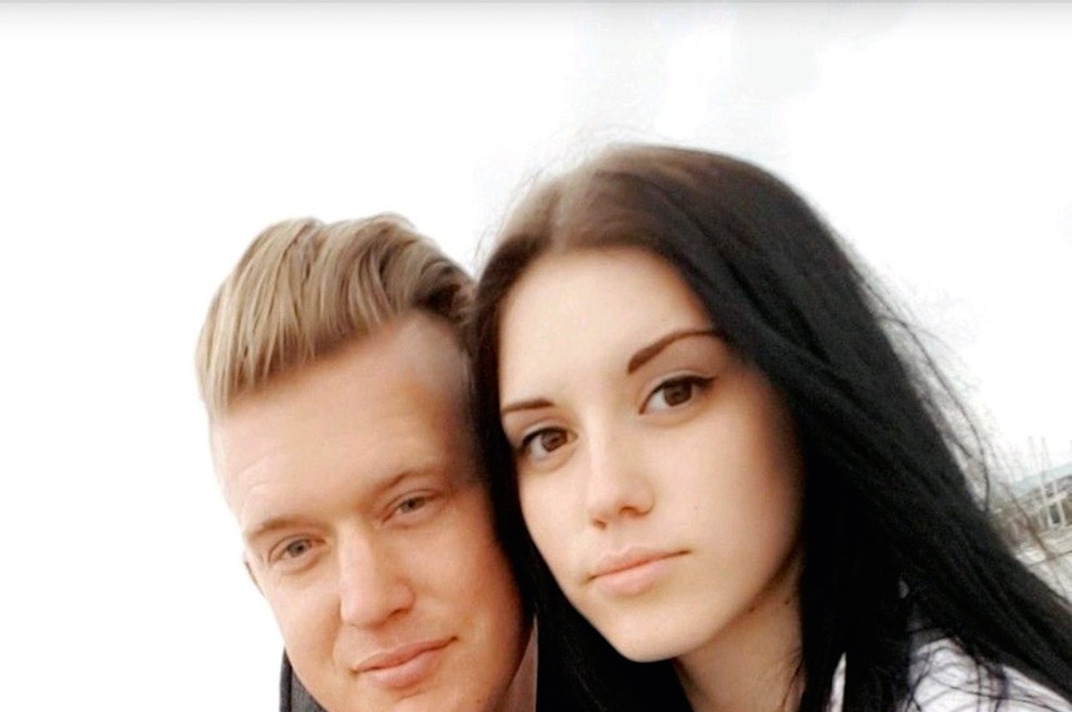 Svetlolasi Primorec 
Erik je končno 
spoznal dekle svojih 
sanj. Njegovo srce 
je ogrela postavna 
Primorka Helena. (foto: osebni arhiv)