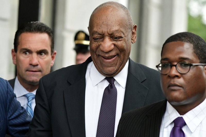 Bill Cosby ji je v svoji graščini dal modre tabletke, ki so jo paralizirale (foto: profimedia)