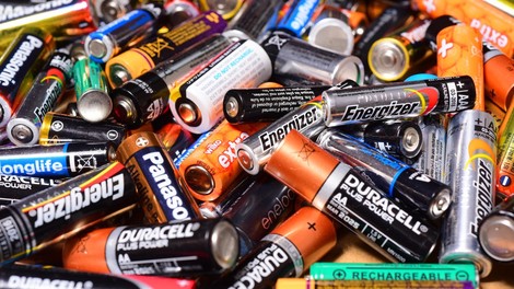 ZPS test baterij AAA: Visokoleteče oznake so brez vrednosti!