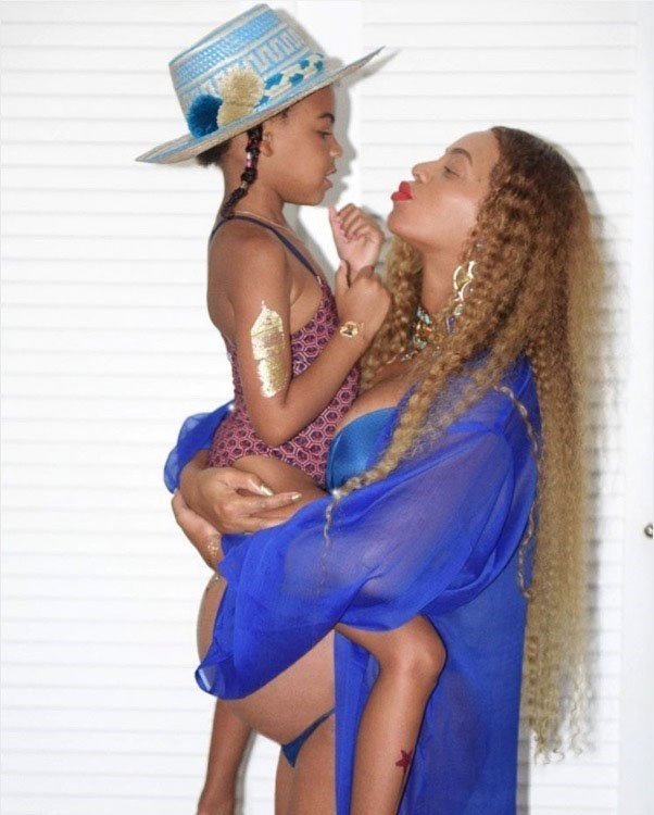 Beyonce in mala Blue Ivy (foto: profimedia)