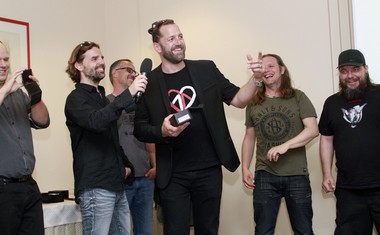 Zlate piščali dobijo Laibach, Magnifico, Hamo & Tribute 2 Love, Nipke in Prismojeni profesorji bluza!