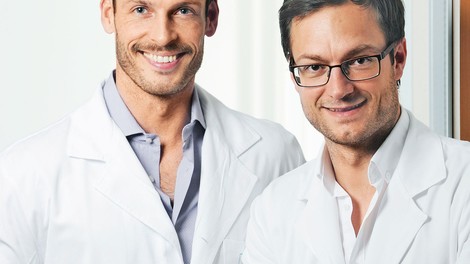 Estetska kirurga dr. Višnjar in dr. Medved: Z manj poizkušava narediti več
