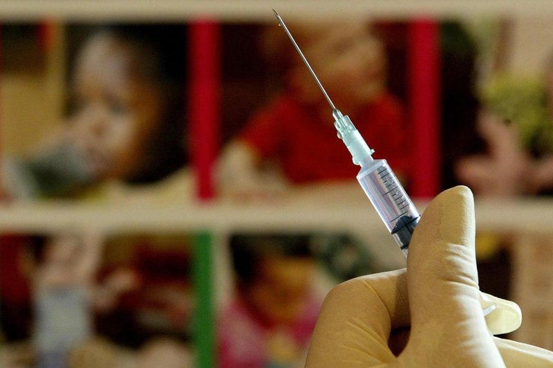 Študija: Obliži bi lahko v prihodnosti nadomestili cepljenje z injekcijo (foto: profimedia)