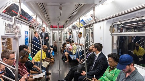 Na newyorški podzemni železnici ne bo več zaporne kazni za neplačnike