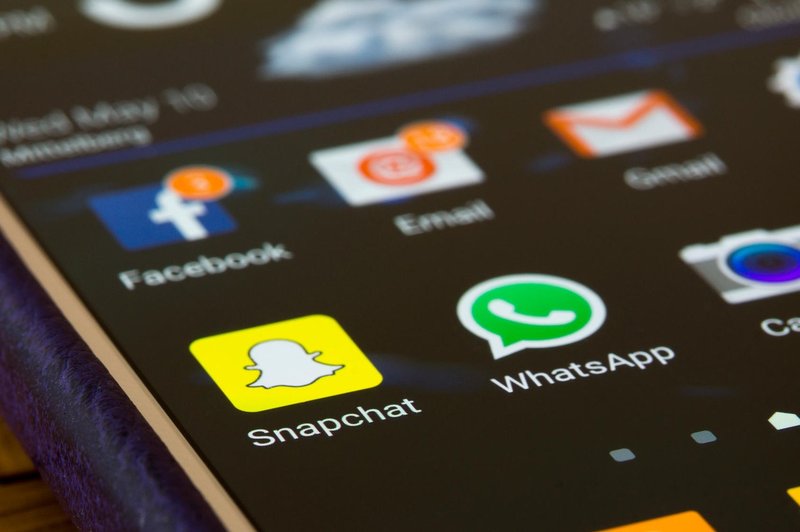 Snapchat izgublja v konkurenčnem boju s Facebookom (foto: profimedia)