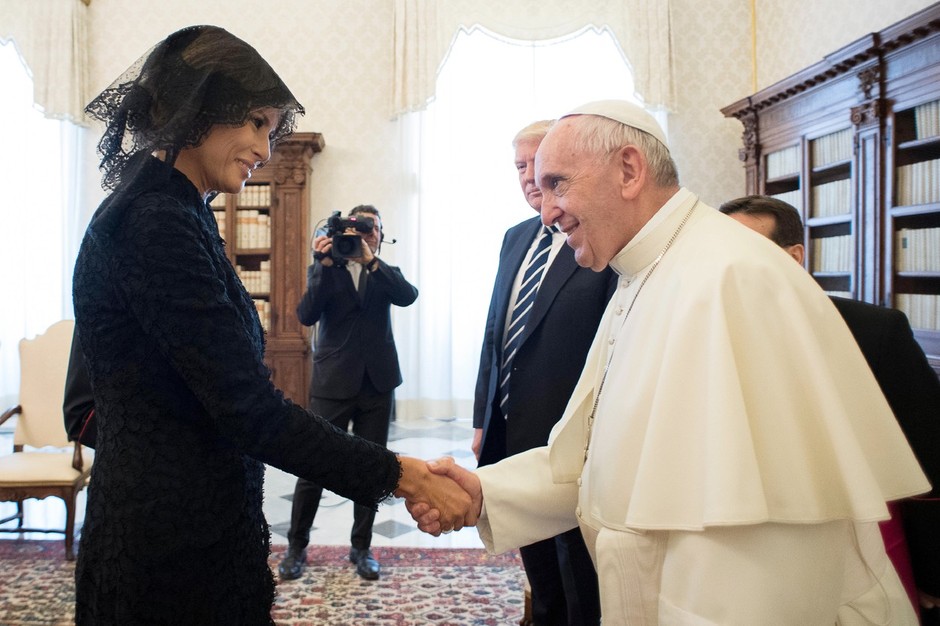 "Papeževa in Melanijina potica" gre kot The Potica v Ameriko! (foto: profimedia)