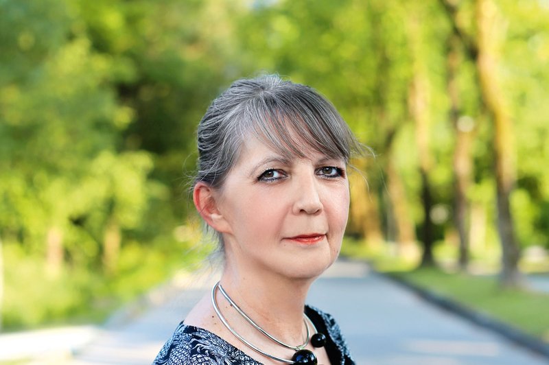 Damjana Kenda Hussu, pisateljica: Življenje živi po svojih pravilih (foto: Vesna Videnovič)