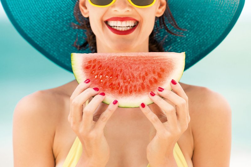 Odlična poletna osvežitev: Rezina lubenice (foto: Shutterstock)