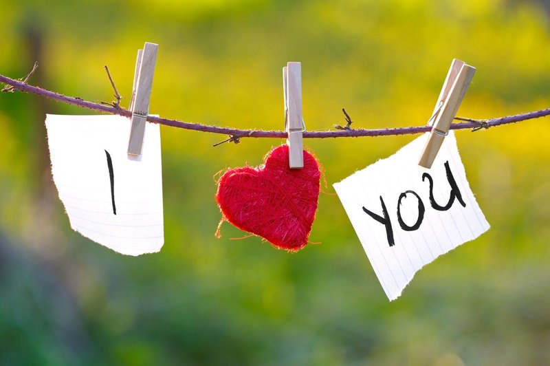 Preden izrečete "ljubim te", pomislite na teh 6 stvari (foto: Profimedia)
